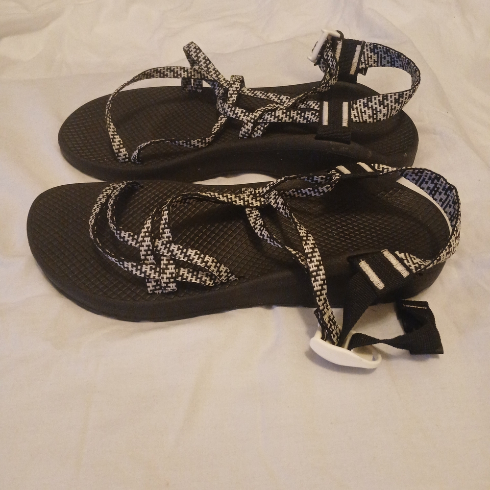 Chaco Black and White Sandals - Picture 4 of 5